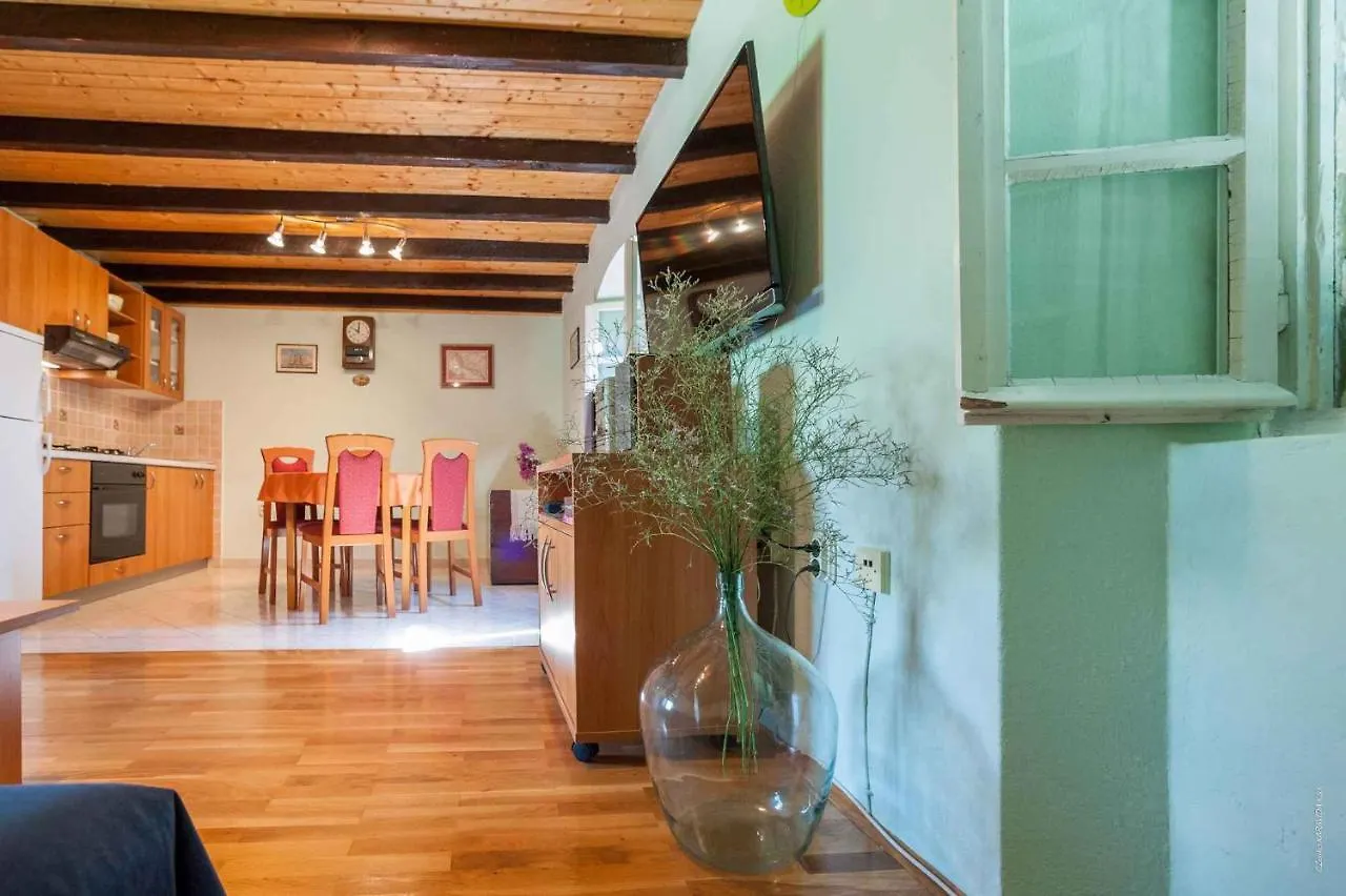 Apartments In Bozava/Insel Dugi Otok 7831 Croatia